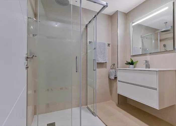 Solana Hispanidad Apartment